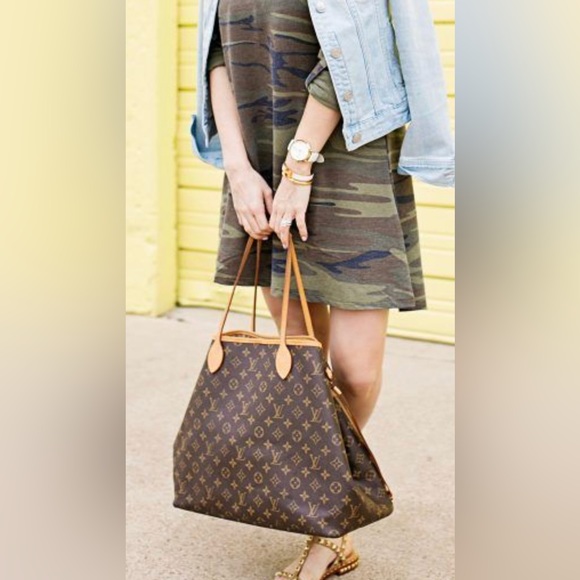 Louis Vuitton Handbags - 💯% Authentic Louis Vuitton Neverfull GM✨